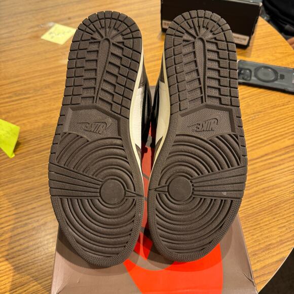 AJ1 High Travis Scott Mocha PO